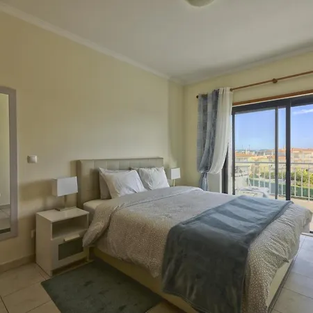 Vista Das Ondas Olhos De Agua Ii Apartment